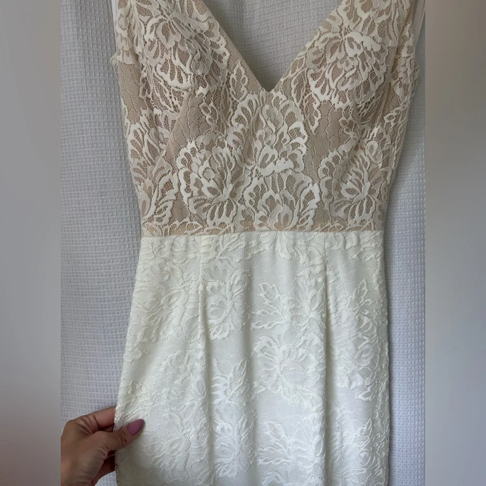 BHLDN Cream Sleeveless V-Neck Wedding Gown - Picture 10 of 16
